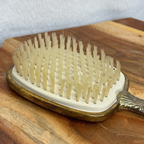 Vintage hair brush - Picture 2 of 3